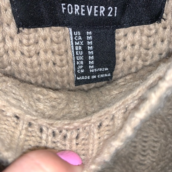 Forever21 Sweater - Picture 3 of 3